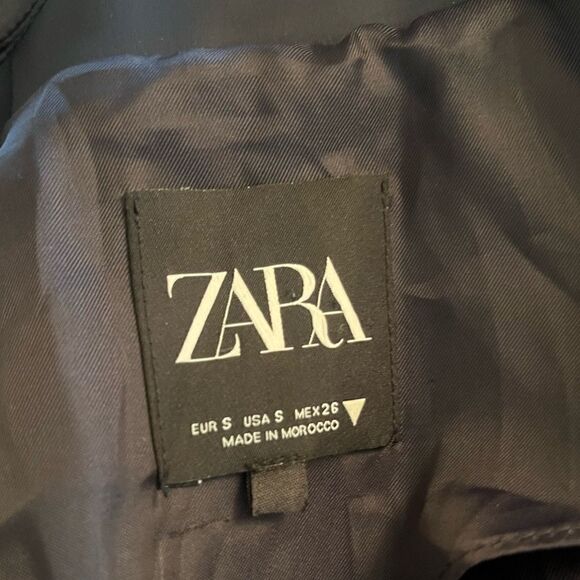 Zara women’s blazer in size Small - Picture 4 of 4